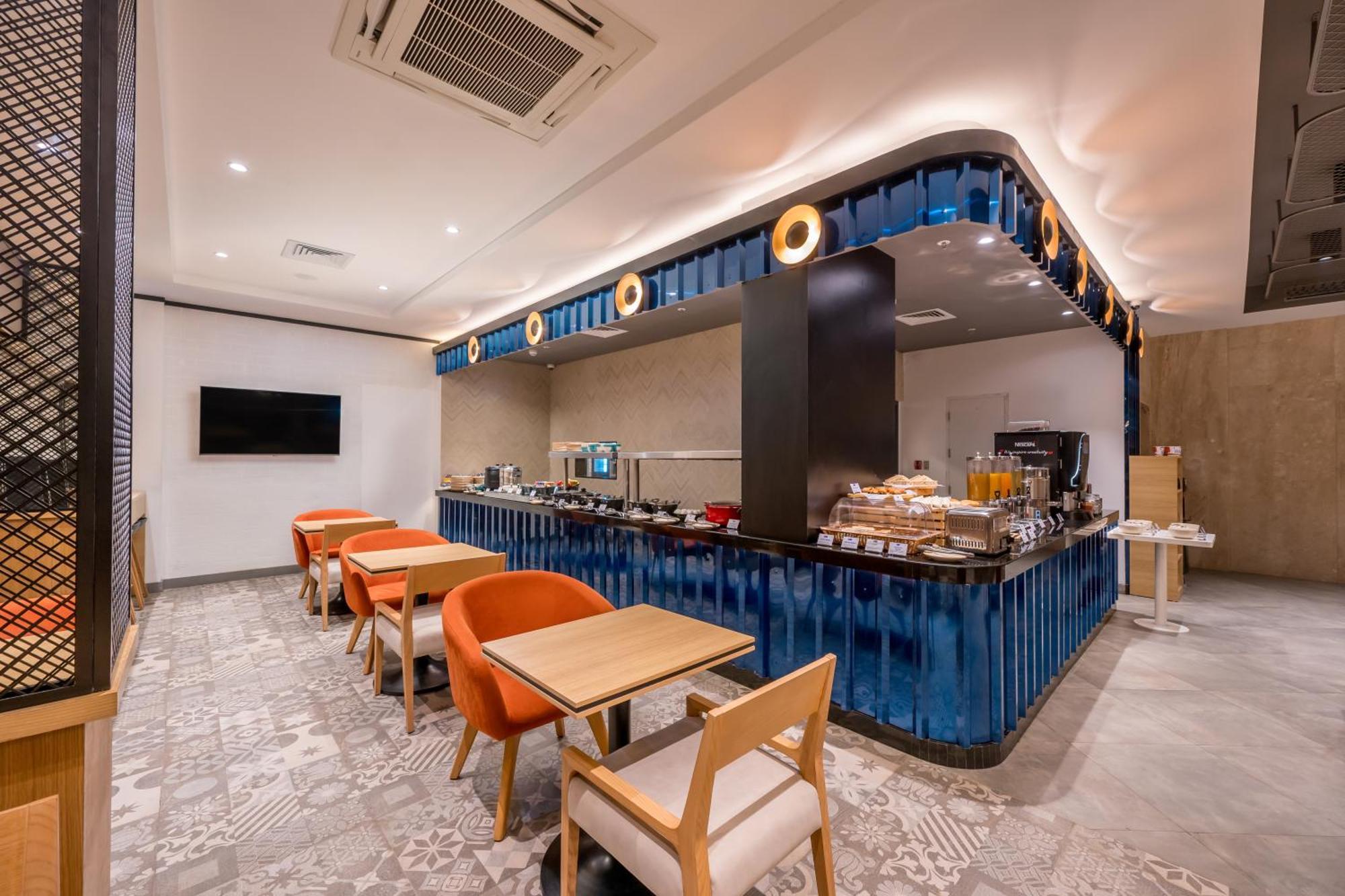 Holiday Inn Express Greater Noida Knowledge Park By Ihg Exterior photo